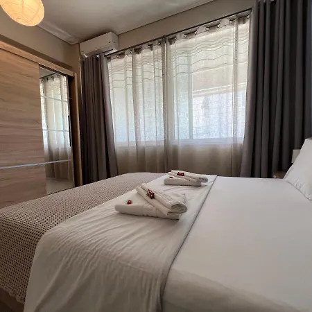 House 2 カラマタ