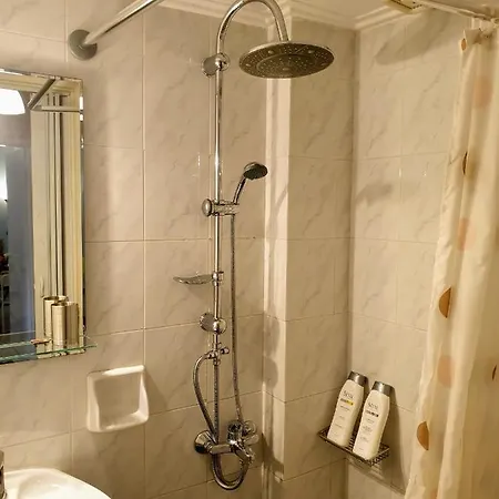 Apartamento House 2 *